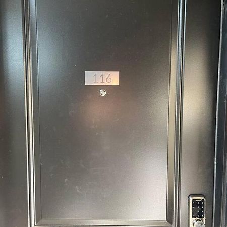 Lovely One Bedroom Condo With Free Parking Ніагара-Фоллс Екстер'єр фото