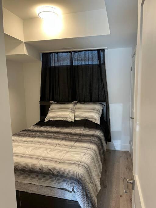 Lovely One Bedroom Condo With Free Parking Ніагара-Фоллс Екстер'єр фото